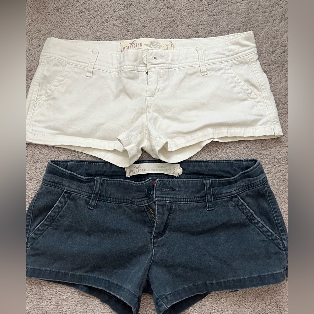 Hollister Two-Pack Women’s Casual Shorts in White and Dark Blue
